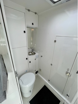 L'Azalai Truck : Intérieur