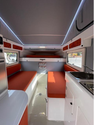 Lababouch : Intérieur